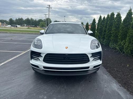 2021 Porsche Macan Base