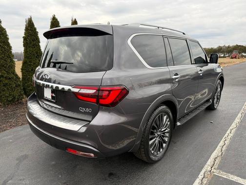2023 INFINITI QX80 SENSORY AWD