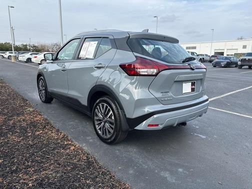 2023 Nissan Kicks SV