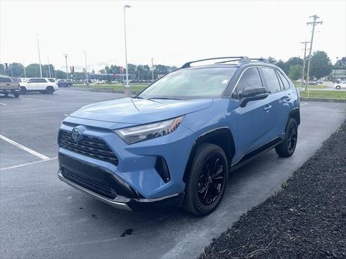 2023 Toyota RAV4 Hybrid SE