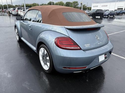 2019 Volkswagen Beetle 2.0T S
