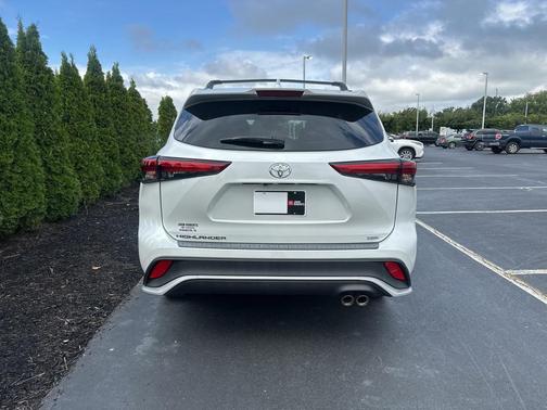 2023 Toyota Highlander XSE