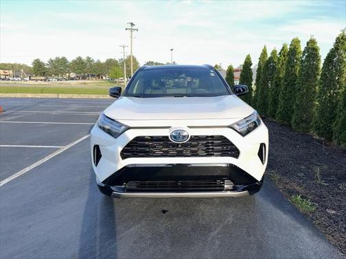 2023 Toyota RAV4 Hybrid SE