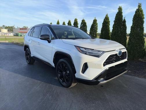 2023 Toyota RAV4 Hybrid SE
