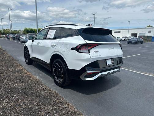 Glacial White Pearl 2024 Kia Sportage SX-Prestige