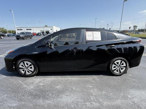 2017 Toyota Prius Three