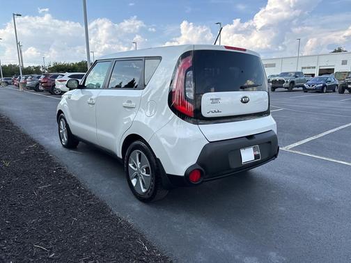 2016 Kia Soul Base