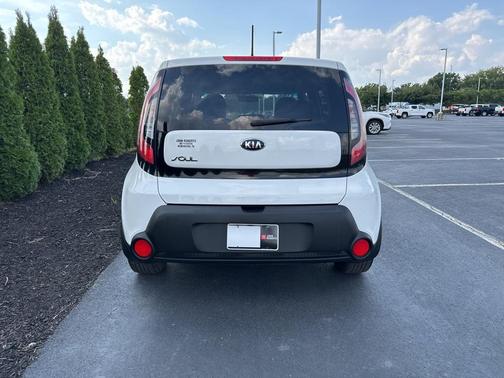 2016 Kia Soul Base