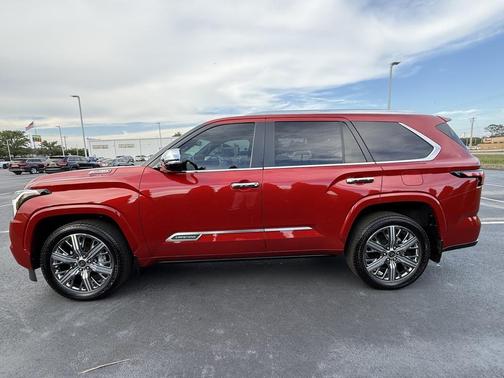 2024 Toyota Sequoia Capstone