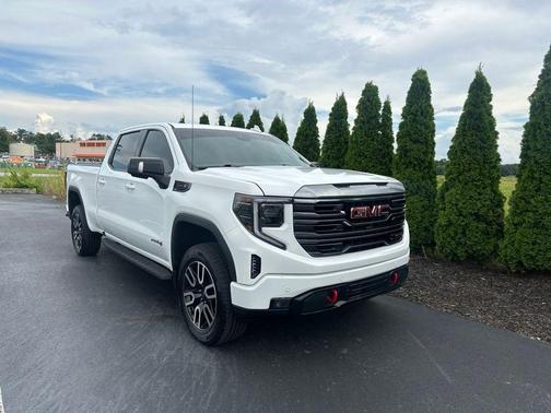 Summit White 2022 GMC Sierra 1500 AT4