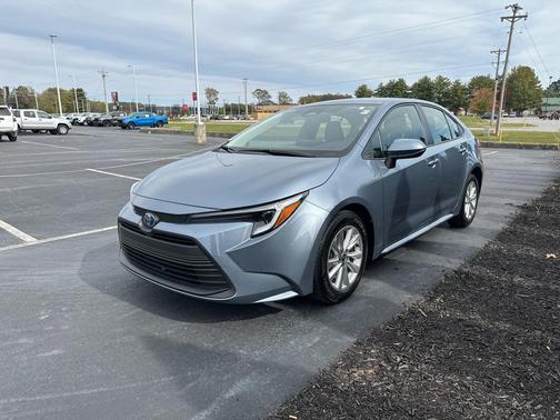 2025 Toyota Corolla Hybrid LE