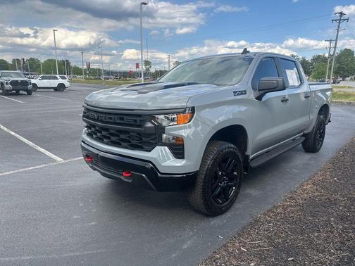 Slate Gray Metallic 2025 Chevrolet Silverado 1500 Custom Trail Boss