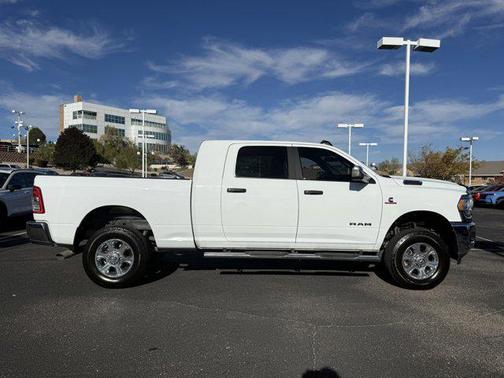2022 RAM 2500 Big Horn Mega Cab 4x4 6'4'' Box
