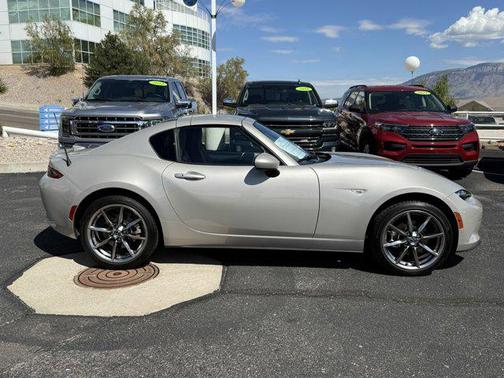 2022 Mazda MX-5 Miata RF Grand Touring