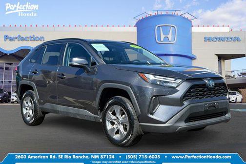 2022 Toyota RAV4 Hybrid XLE