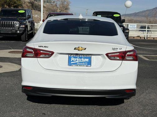 2020 Chevrolet Malibu FWD LT