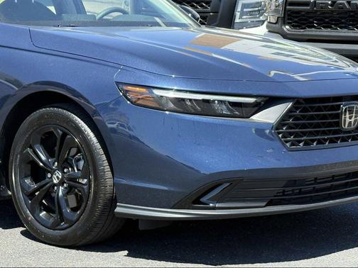 Canyon River Blue Metallic 2025 Honda Accord SE