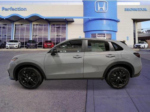 Urban Gray Pearl 2026 Honda HR-V AWD Sport