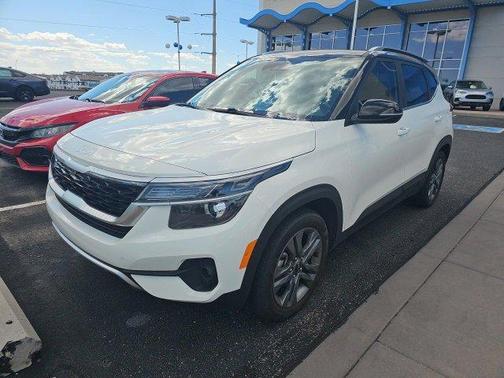 2023 Kia Seltos S