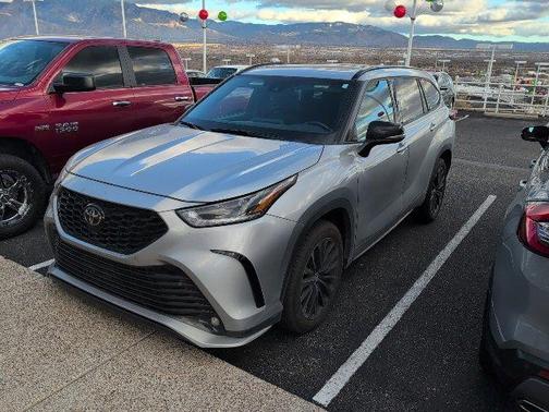 2024 Toyota Highlander XSE