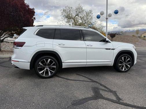 2024 Volkswagen Atlas 2.0T SEL Premium R-Line 4MOTION