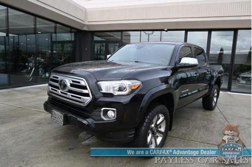 2018 Toyota Tacoma LIMITED/4X4/CREW CAB/HEATED SEATS/NAV/SUNROOF/JBL