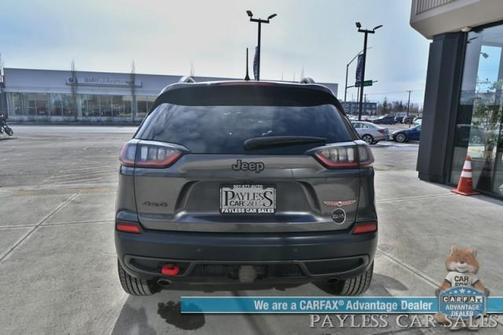 2019 Jeep Cherokee Trailhawk