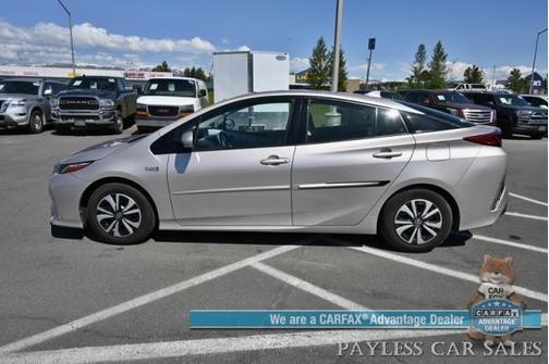 2017 Toyota Prius Prime PLUG-IN HYBRID/LEATHER SEATS/NAVIGATION/11.6-IN DI