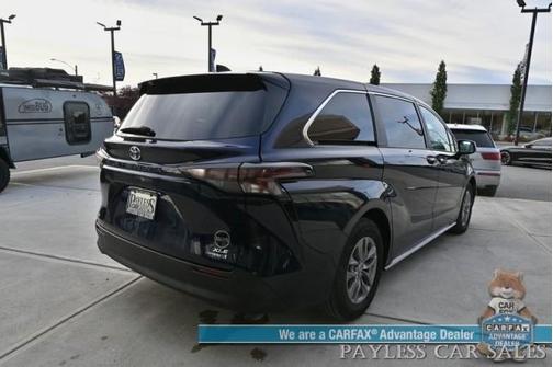 2023 Toyota Sienna XLE