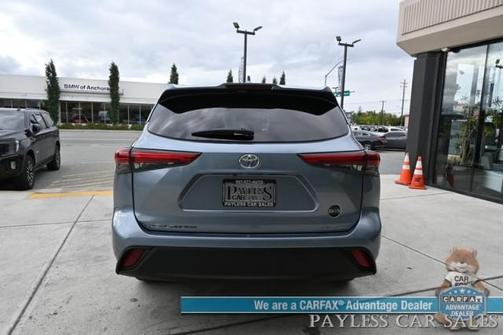 2023 Toyota Highlander XLE/AWD/POWER&HEATED SEATS/SUNROOF/BLIND SPOT&COLL