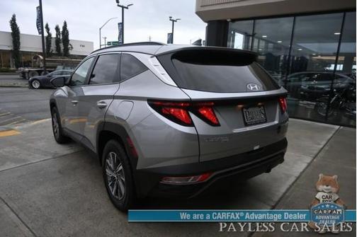 Silver 2024 Hyundai TUCSON Hybrid Blue