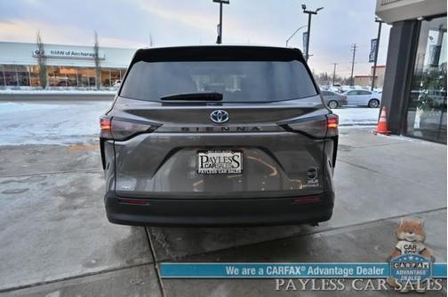2024 Toyota Sienna XLE