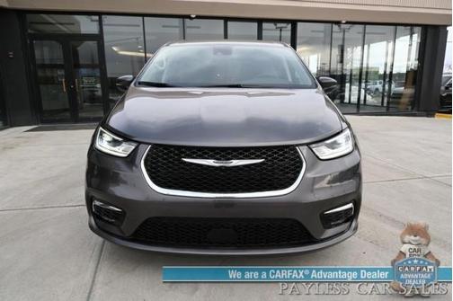 2023 Chrysler Pacifica Touring-L