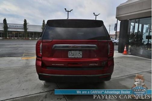 2021 GMC Yukon XL AT4