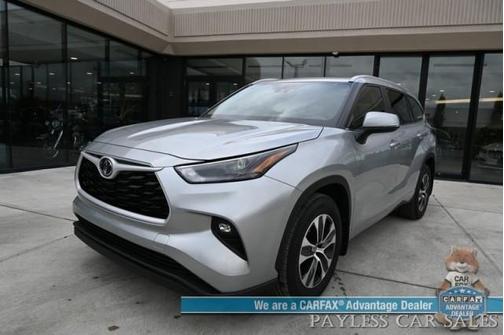 2024 Toyota Highlander XLE/AWD/POWER&HEATED SEATS/SUNROOF/ADAPTIVE CRUISE
