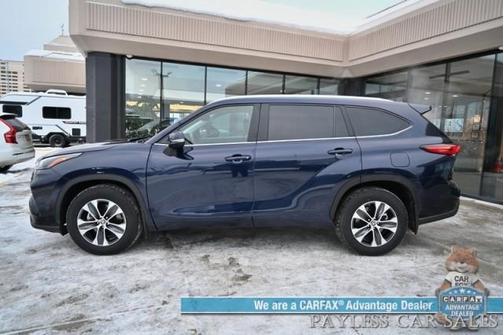 2023 Toyota Highlander XLE/AWD/POWER&HEATED SEATS/SUNROOF/ADAPTIVE CRUISE