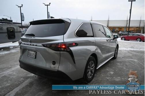 2024 Toyota Sienna XLE