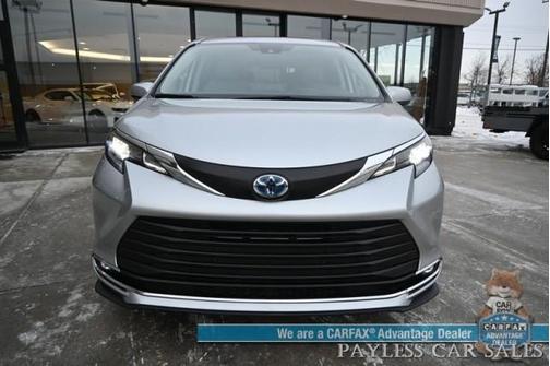 2024 Toyota Sienna XLE