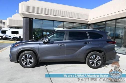 2024 Toyota Highlander XLE/AWD/POWER&HEATED SEATS/SUNROOF/ADAPTIVE CRUISE