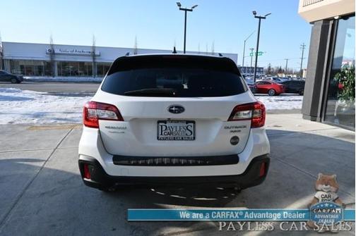 Crystal White Pearl 2019 Subaru Outback 3.6R Touring