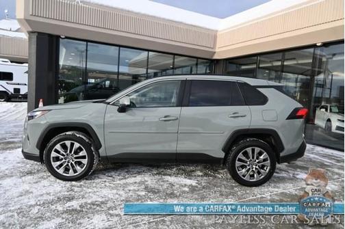 2023 Toyota RAV4 XLE Premium