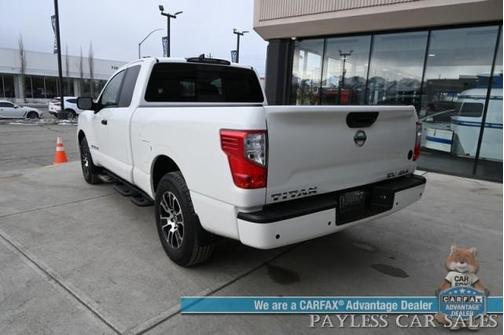 2022 Nissan Titan SV