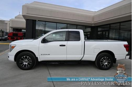 2022 Nissan Titan SV