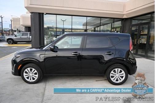 2023 Kia Soul LX/2.0L I4/AUTOMATIC/POWER MIRRORS WINDOWS&LOCKS/L
