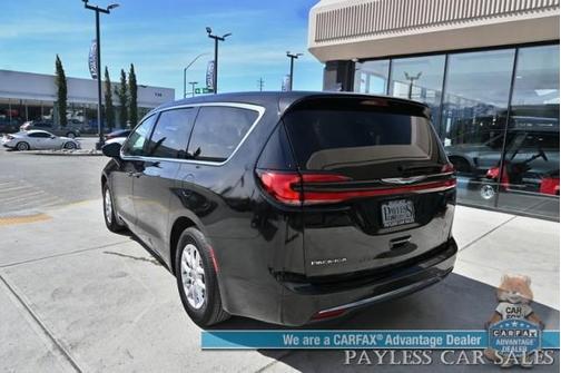 2024 Chrysler Pacifica Touring-L