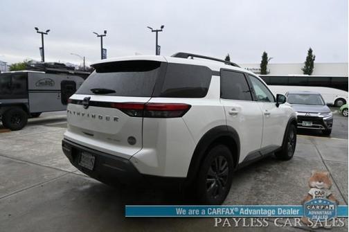 2024 Nissan Pathfinder SV