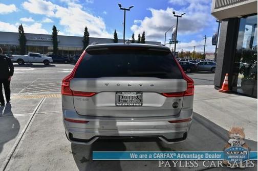 2024 Volvo XC60 B5 Core Dark Theme