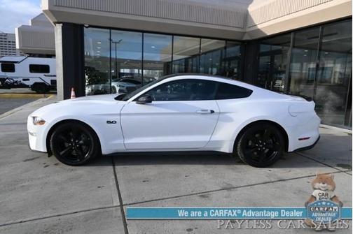 2022 Ford Mustang GT/5.0L V8/6-SPEED MANUAL/BLACK ACCENT PKG/PERFORM