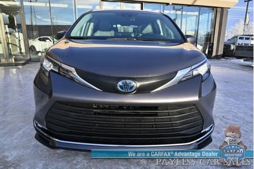 2023 Toyota Sienna XLE