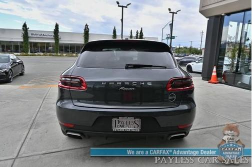2017 Porsche Macan Base